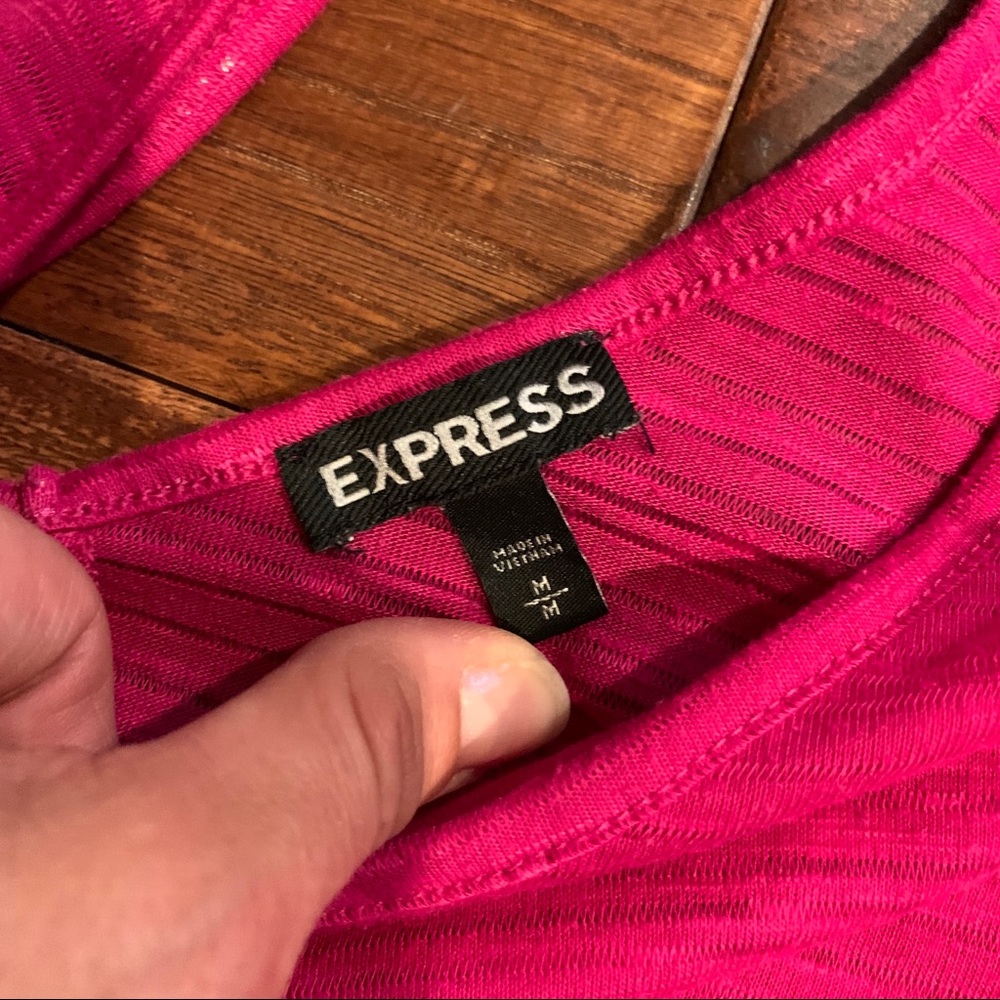 Express Top - Picture 3 of 4